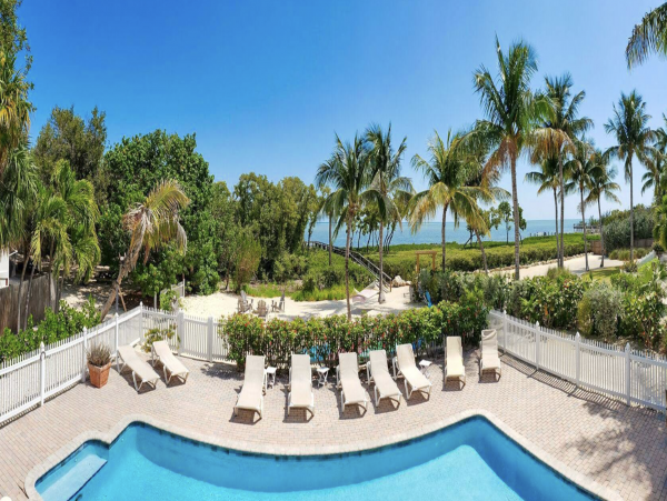 Islamorada 3 Bedroom Beach Vacation Pool Home Sleeps 8